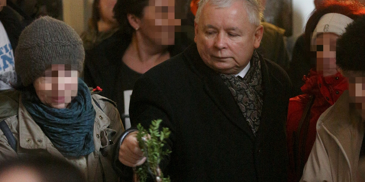 Jarosław Kaczyński poświęcił koszyczek