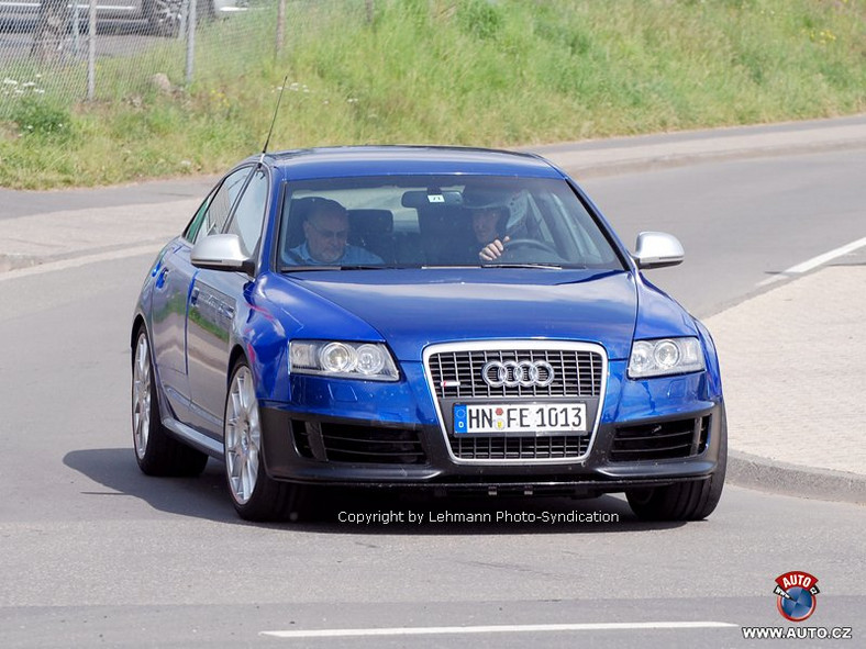 Zdjęcia szpiegowskie: nowe Audi RS6 – 426 kW bez kamuflażu