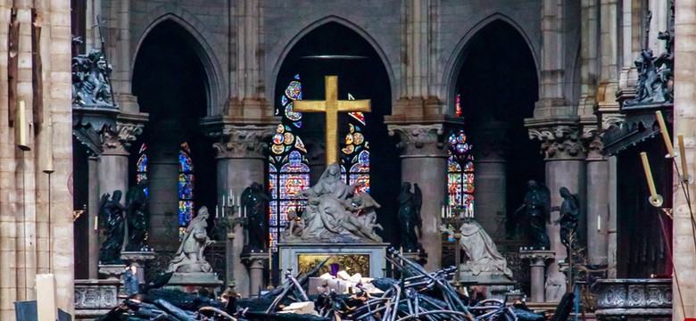 Miliard euro na renowację katedry Notre Dame