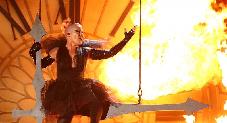 pink billboard music awards fire