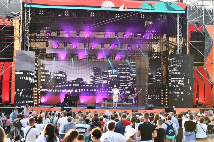 Sławek Uniatowski Scena Główna (Dolna Rówień Krupowa) Lato z Radiem Festiwal 2019 Zakopane 3