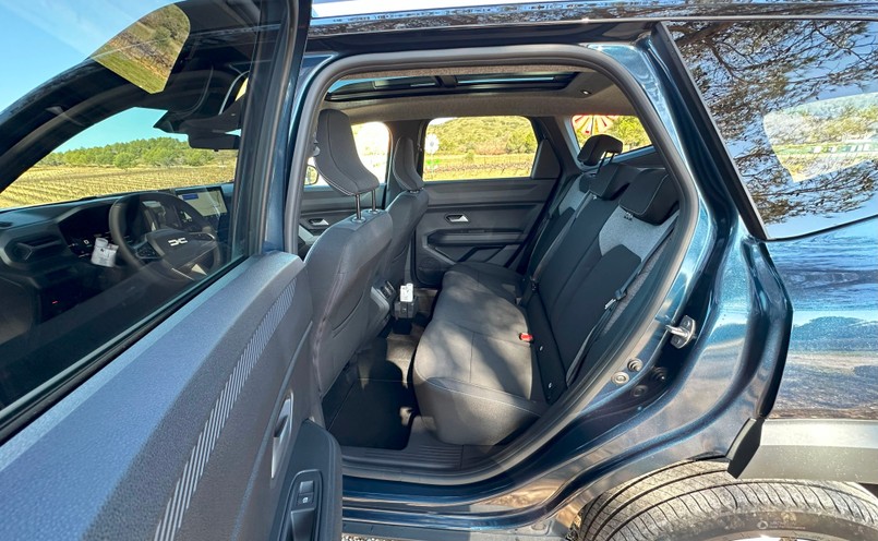 Nowa Dacia Bigster Hybrid 155