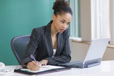 Setting goals help you to stay motivated 