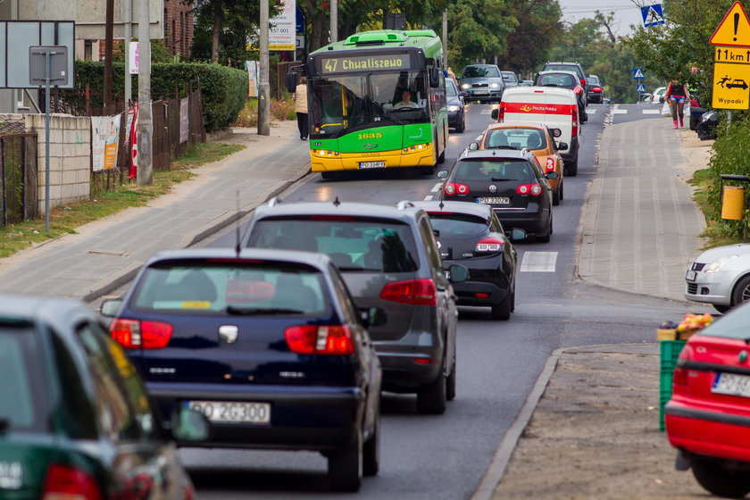 Dodatkowe autobusy będą jeździć na Naramowice