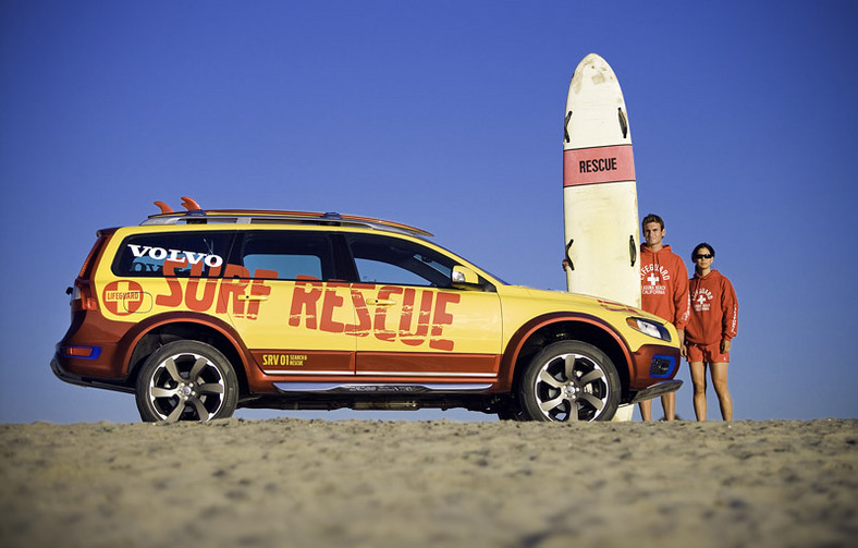 Wideo: Volvo XC70 Surf Rescue Safety – słoneczny patrol w akcji