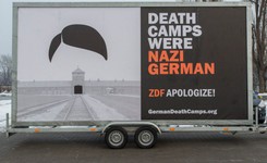 'Death Camps Were Nazi German'. Mobilny baner wyruszył do Niemiec, Belgii i Wielkiej Brytanii