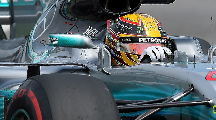 Lewis Hamiltonnak még csak győznie sem kell az Amerikai
Nagydíjon, hogy negyedszer
is megkaparintsa a világbajnoki trófeát / Fotó: AFP