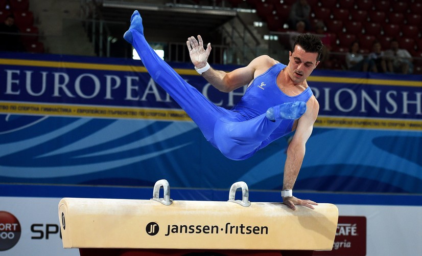 Mistrzowie akrobacji walczą o medale mistrzostw Europy