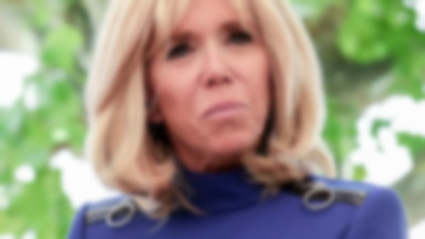 Brigitte Macron przyciągnęła uwagę kolejną stylizacją. Żona prezydenta Francji znów odsłoniła nogi