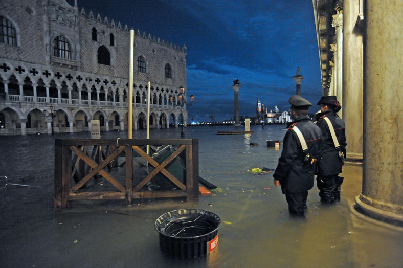 Rekordowa acqua alta w Wenecji