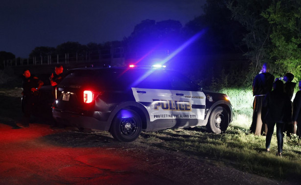 Ponad 40 osób znaleziono martwych w naczepie traktora w San Antonio w Teksasie