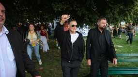 Bryan Adams z gwiazdą pod Wawelem. Kanadyjski gwiazdor zagra w Krakowie