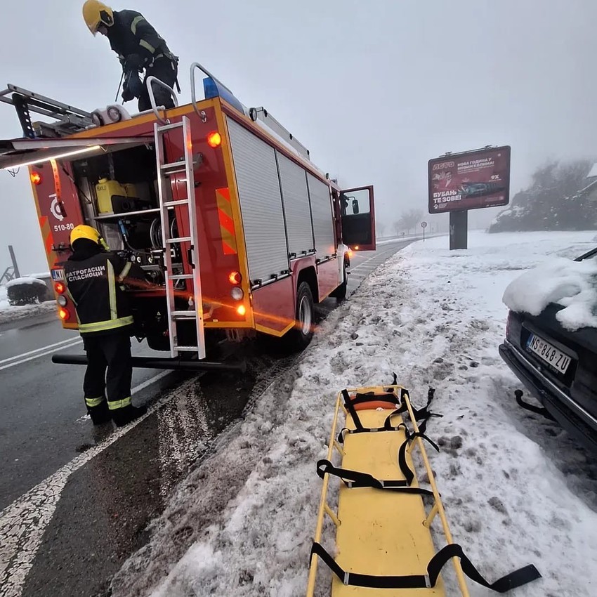 Osoba pala sa objekta u Novom Sadu