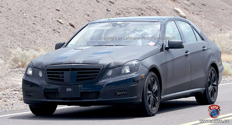 Zdjęcia szpiegowskie: Nowy Mercedes-Benz klasy E – nagonka trwa