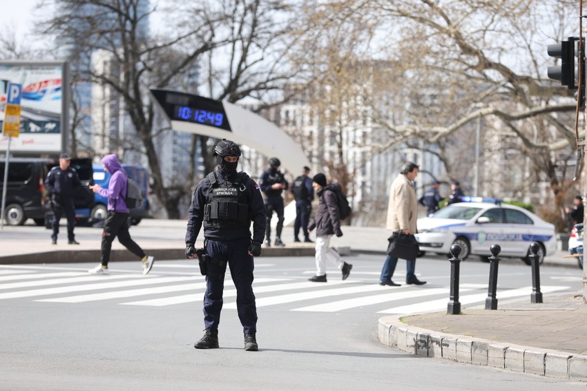 Pripadnici MUP-a u hotelu "Moskva" 