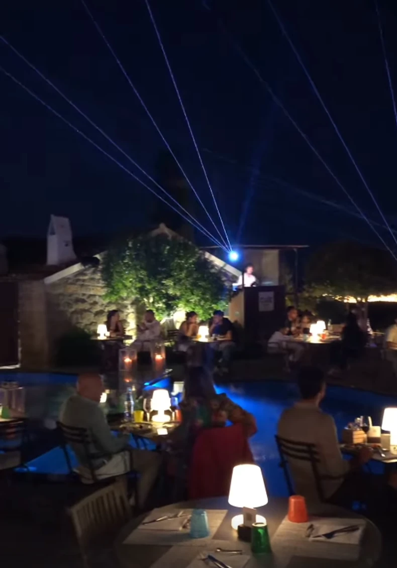 Aleksandra objavila snimak iz restorana