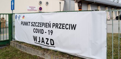 Uwaga! Ważna informacja dla osób 40+, które chcą się zaszczepić