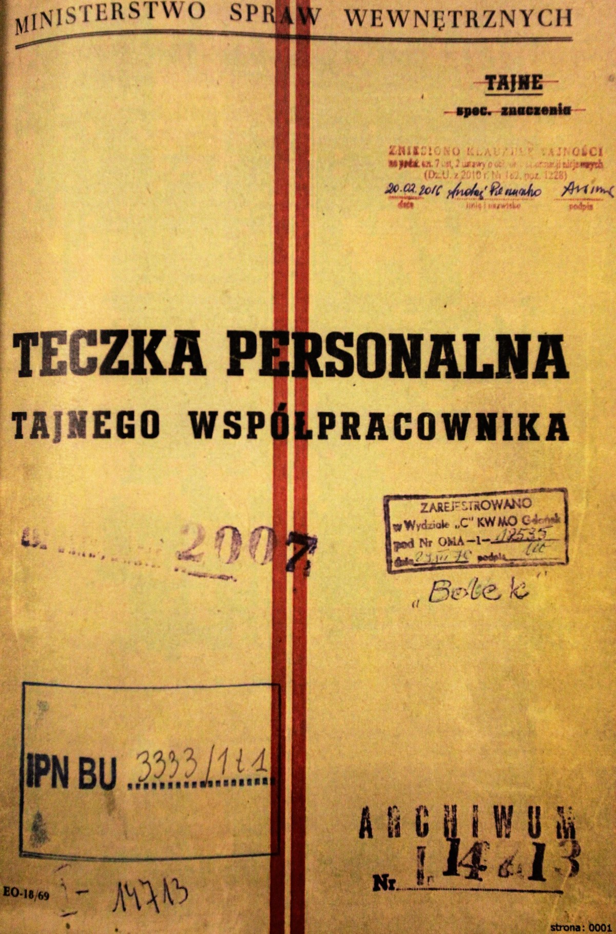 "Kilkanaście milionów złotych" więcej dla IPN. Prezes poprosi premier o pieniądze