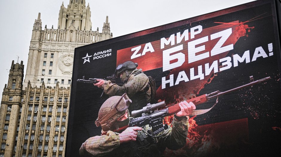 "Za pokój bez nazizmu" Moskwa, propagandowy plakat armii rosyjskiej 