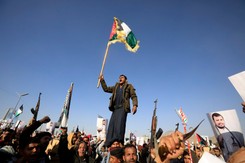 Huti kpią z ataków USA na Jemen: Nie było żadnych strat