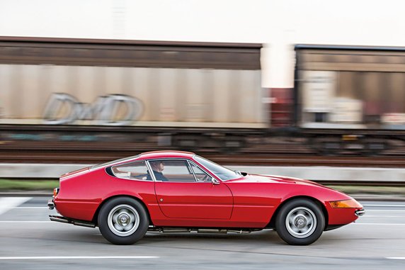 Ferrari 365 GTB/4 „Daytona” - auto dla playboya