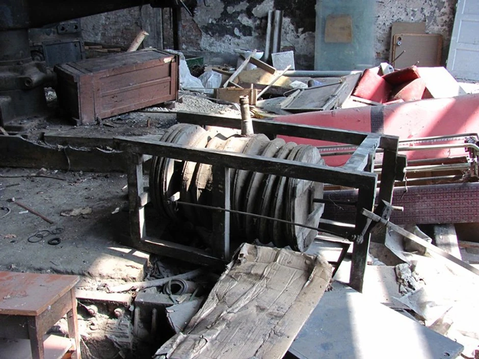 Deo ukraden, deo uništen i oštećen