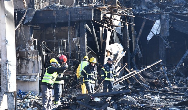 Obrenovac požar kineska robna kuća mašine raščišćavanje 