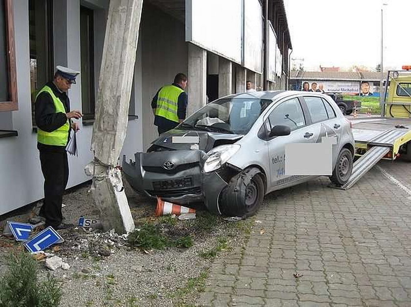 Kursantka zmiażdżyła nogi instruktora