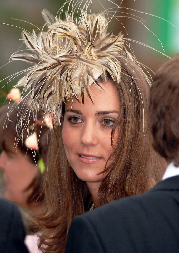 Top 10 nakryć głowy Kate Middleton