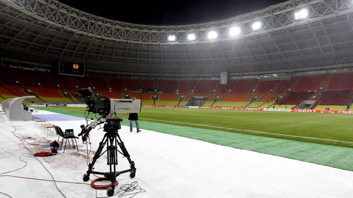 Rosyjski rząd podjął decyzję o zmniejszeniu pojemności moskiewskiego stadionu Łużniki o osiem tysięcy miejsc. Oznacza to, że finał mistrzostw świata w 2018 roku obejrzeć będzie mogło na trybunach 81 tys. widzów.