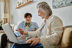 Będzie wyrównanie emerytur dla tysięcy seniorów! Kiedy projekt wejdzie w życie? O ile wyższe będą emerytury?