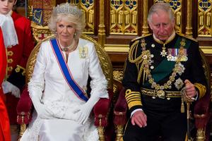 Król Karol III oprócz korony odziedziczył wielką fortunę. Ile wart jest majątek brytyjskiego króla?