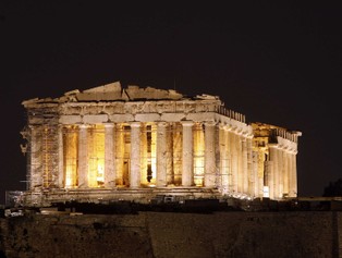 Dług miażdży grecką gospodarkę. Jaka przyszłość czeka Ateny?