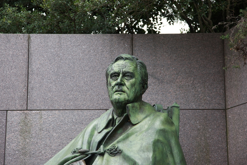 Roosevelt zarzucał sądownictwu konserwowanie XIX-wiecznych stosunków społeczno-gospodarczych