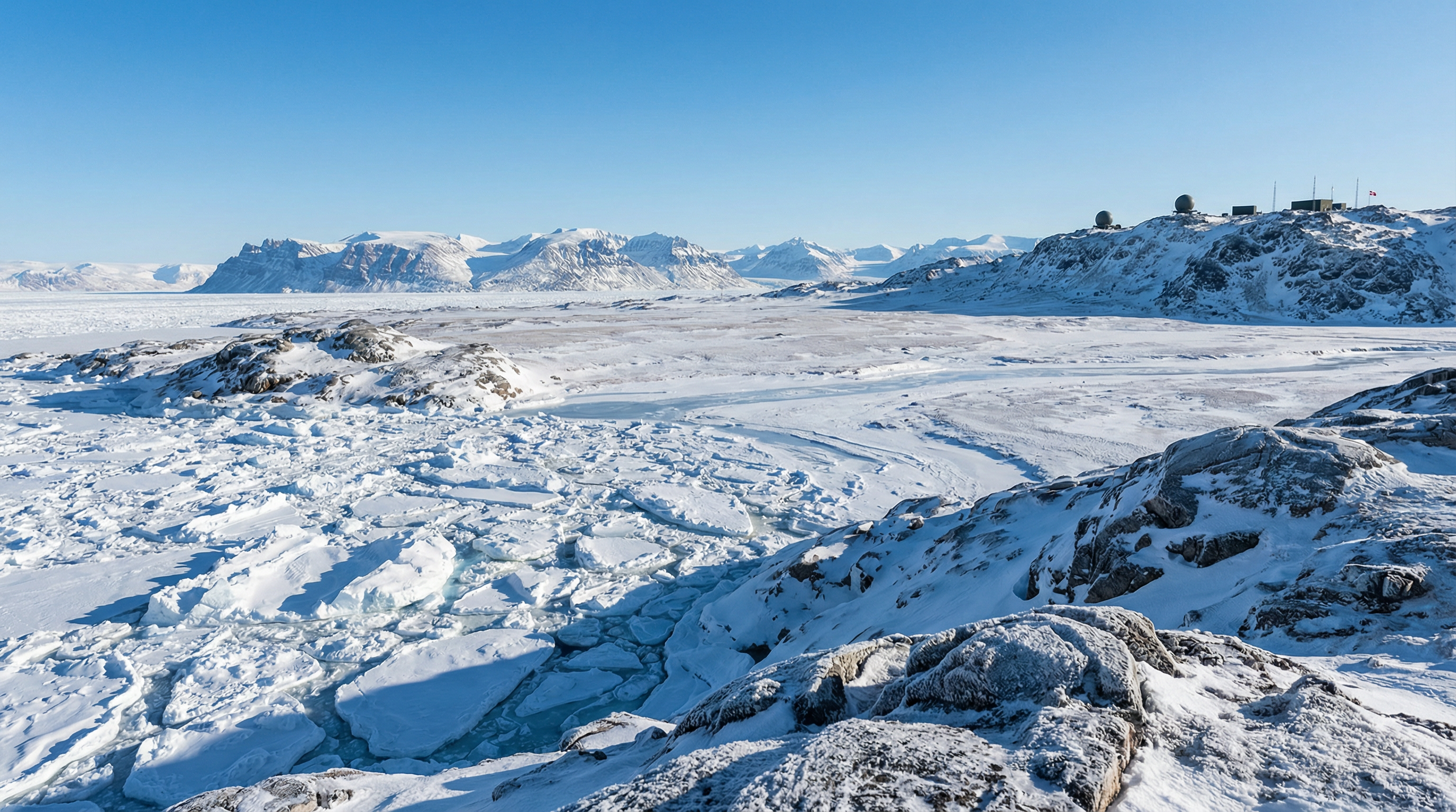 Wegen Grönland: Starmer, Merz und Macron beraten über stärkere NATO in Arktis