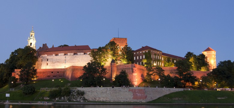 Rekordowa frekwencja w "Darmowym Listopadzie". Królewskie rezydencje przyciągnęły tłumy