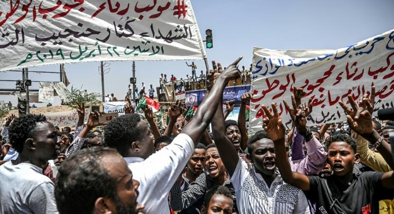 Despite the ousting of long-time leader Omar al-Bashir, Sudanese protesters have kept up their demonstrations calling for the military to hand over rule to a civilian government