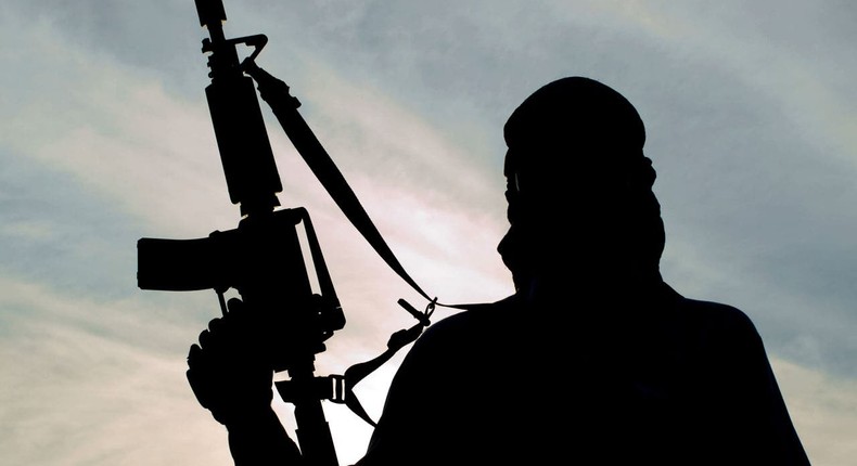 Gunmen abduct teacher, 4 others in Yobe. (Vanguard)