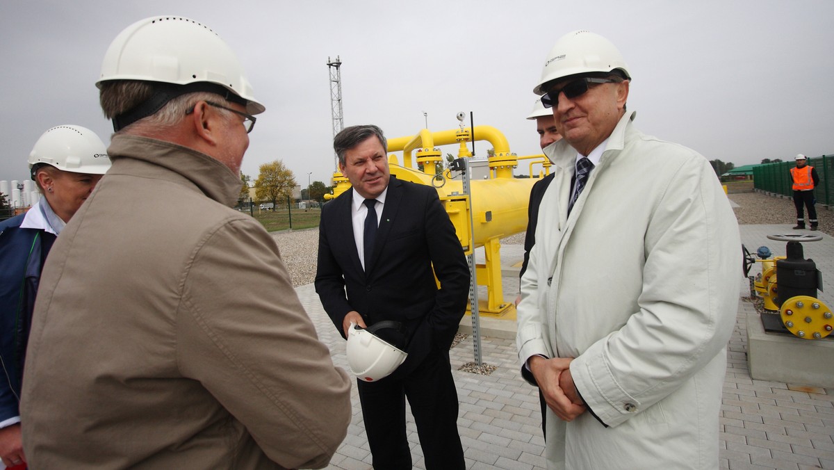 Gazociąg relacji Gustorzyn-Odolanów o średnicy 700 mm i długości 168 km uruchomił oficjalnie w Odolanowie wicepremier, minister gospodarki Janusz Piechociński. Jak podkreślił, nowa inwestycja znacząco zwiększa bezpieczeństwo energetyczne kraju.