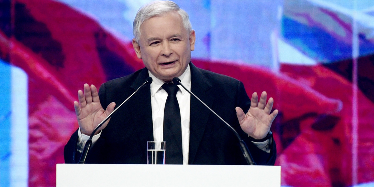 Kaczyński tłumaczy się ze słów o chorobach uchodźców: to granice absurdu