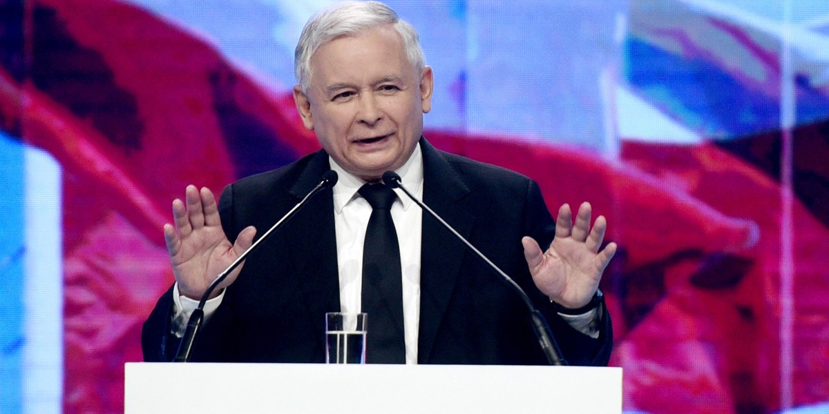 Kaczyński tłumaczy się ze słów o chorobach uchodźców: to granice absurdu