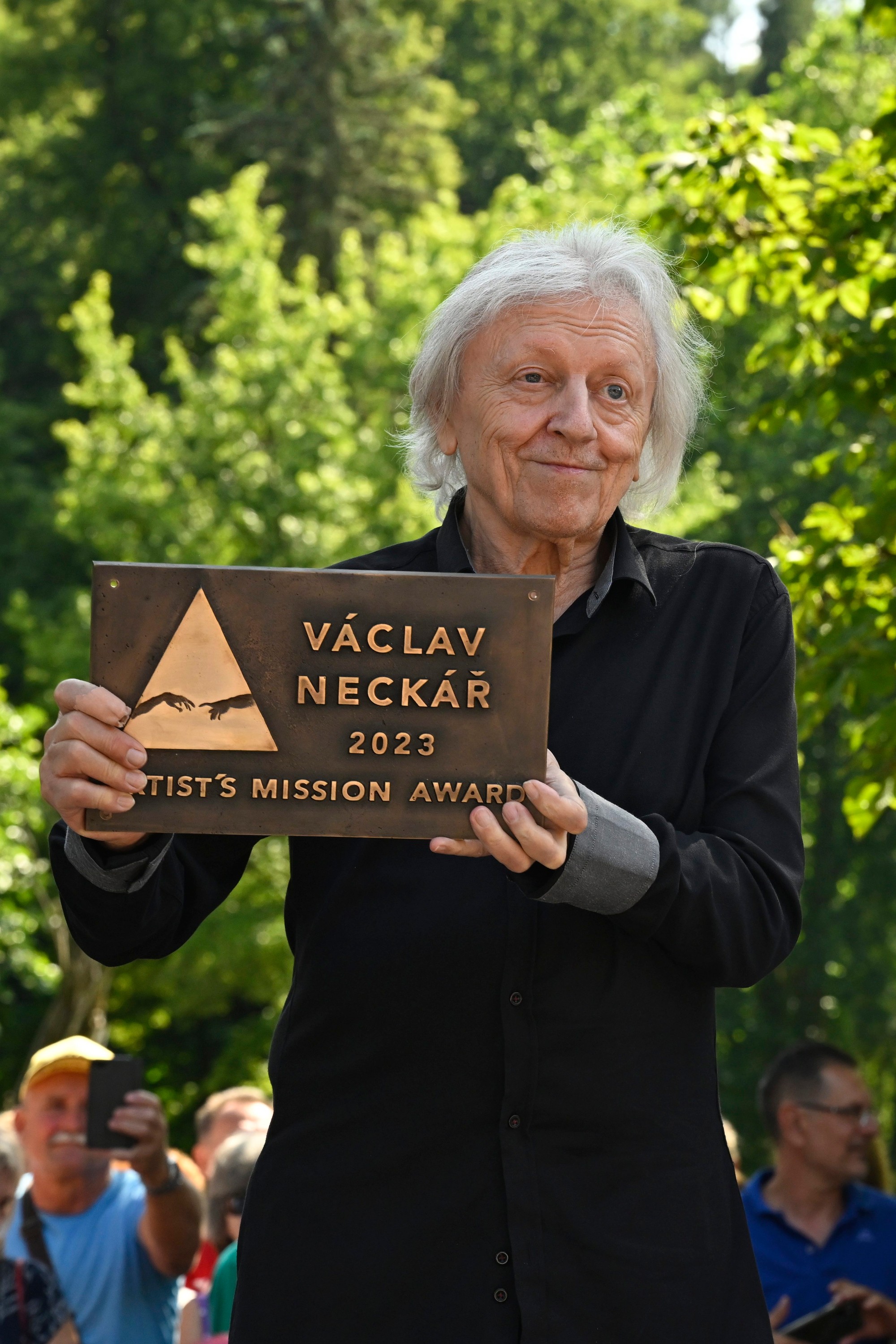 Český spevák Václav Neckář.