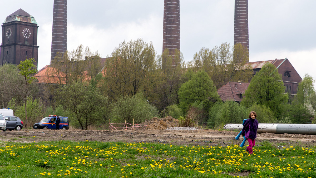 Prywatny inwestor, który w ub. roku kupił zabytkową Elektrociepłownię Szombierki w Bytomiu, przygotowuje unijny projekt. Zewnętrzne wsparcie miałoby pozwolić na zabezpieczenie monumentalnego obiektu i rozpoczęcie w nim działalności kulturalnej.