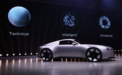 Stały elektrolit do produkcji. Audi zmienia styl i technologię