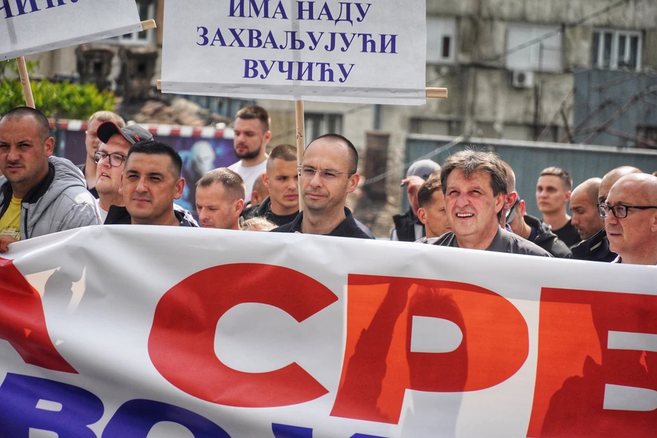 Ministar policije Bratislav Gašić na čelu jedne od kolona