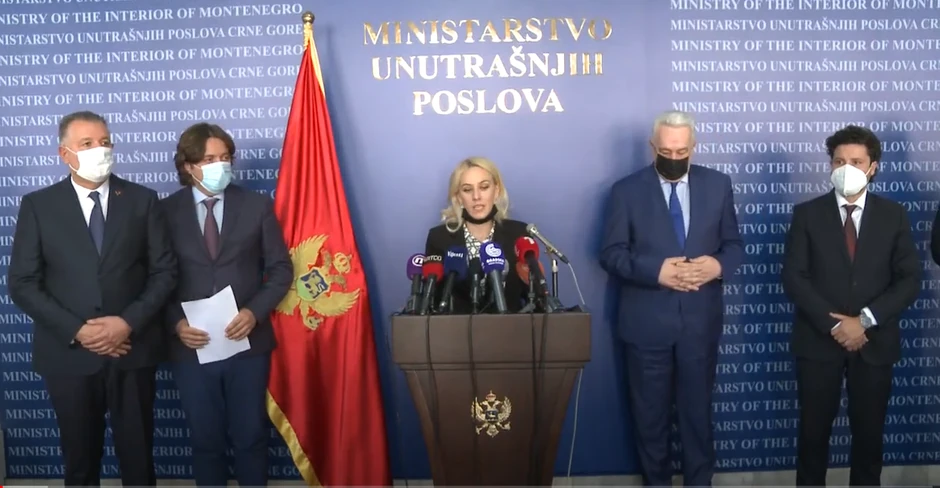 "Predlogom DF-a i Demokrata Vlada bi izgubila sadašnji koncept."