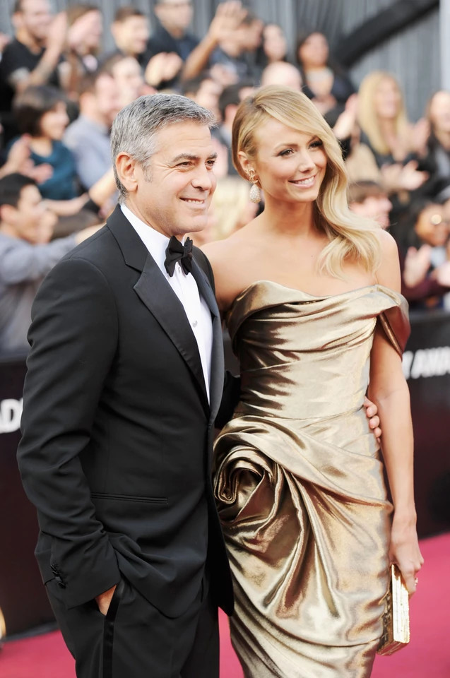 Najpiękniejsze pary na Oscarach: George Clooney i Stacy Keibler