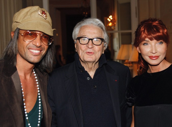 Omar Harfouch, Roland Dumas, Ewa Minge podczas Paryskiego Tygodnia Mody 2009