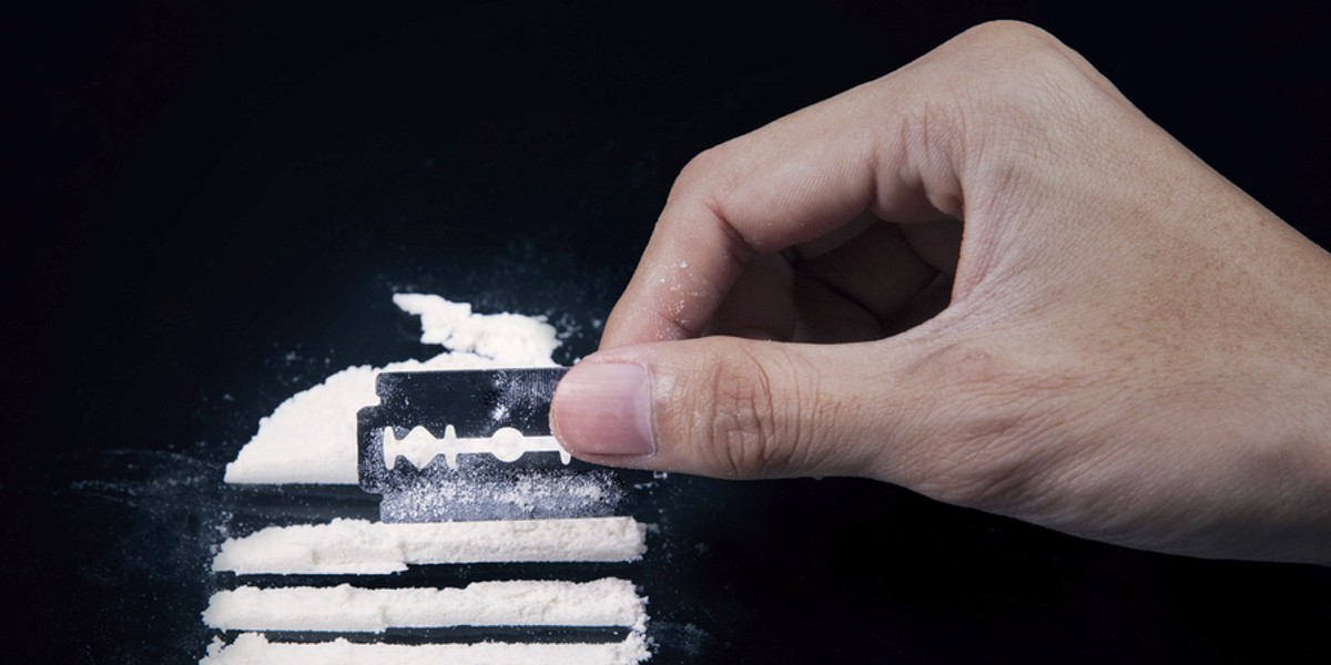 Liberal Democrats promise to decriminalise the possession of illegal drugs