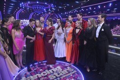 Ruszył 'Taniec z gwiazdami'. Tak prezentowali się m.in. Tomasz Wolny, Magda Mołek i Grażyna Szapołowska [FOTO]